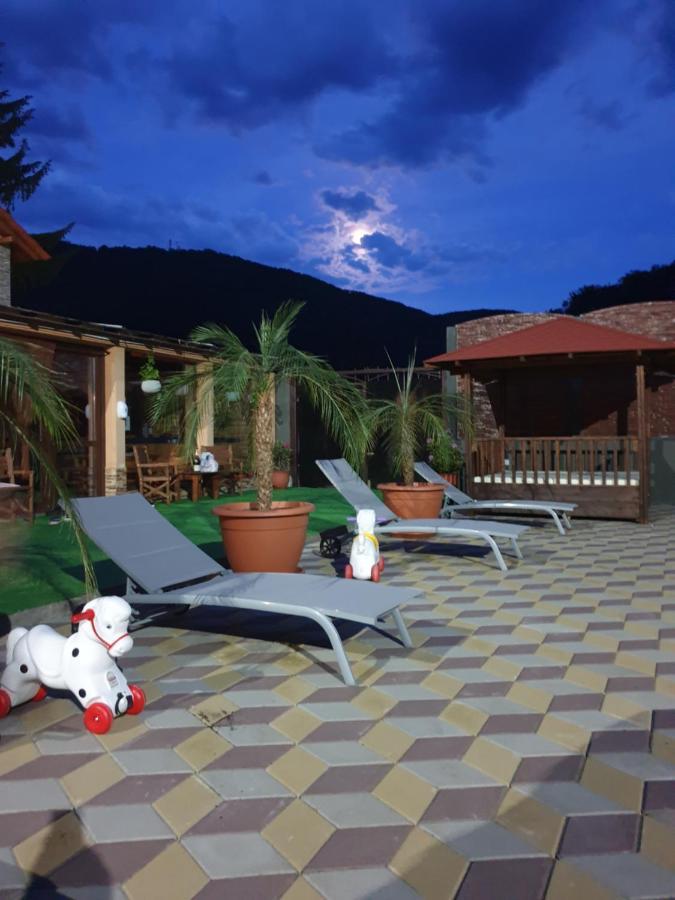 Hotel Casa Piri Anina Exterior foto